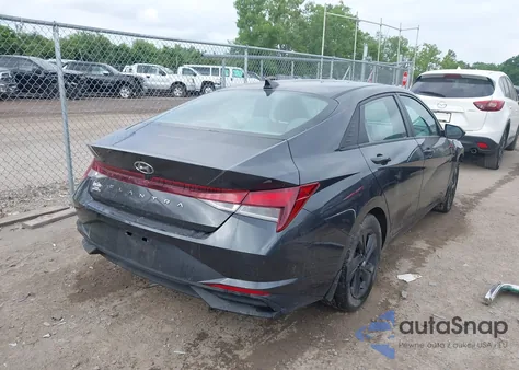 2022 Hyundai Elantra Sel z USA, uszkodzony, nr VIN 5NPLM4AG6NH054434